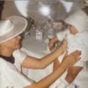 Meet your Posher, Digna